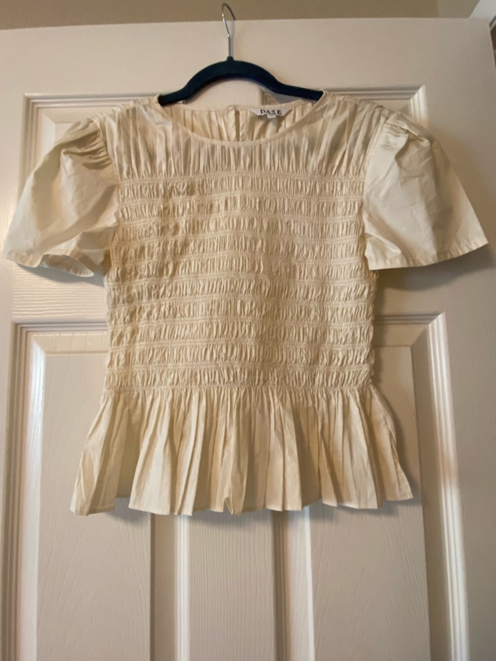 DAZE Cream Smocked Peplum Puff Sleeve Blouse